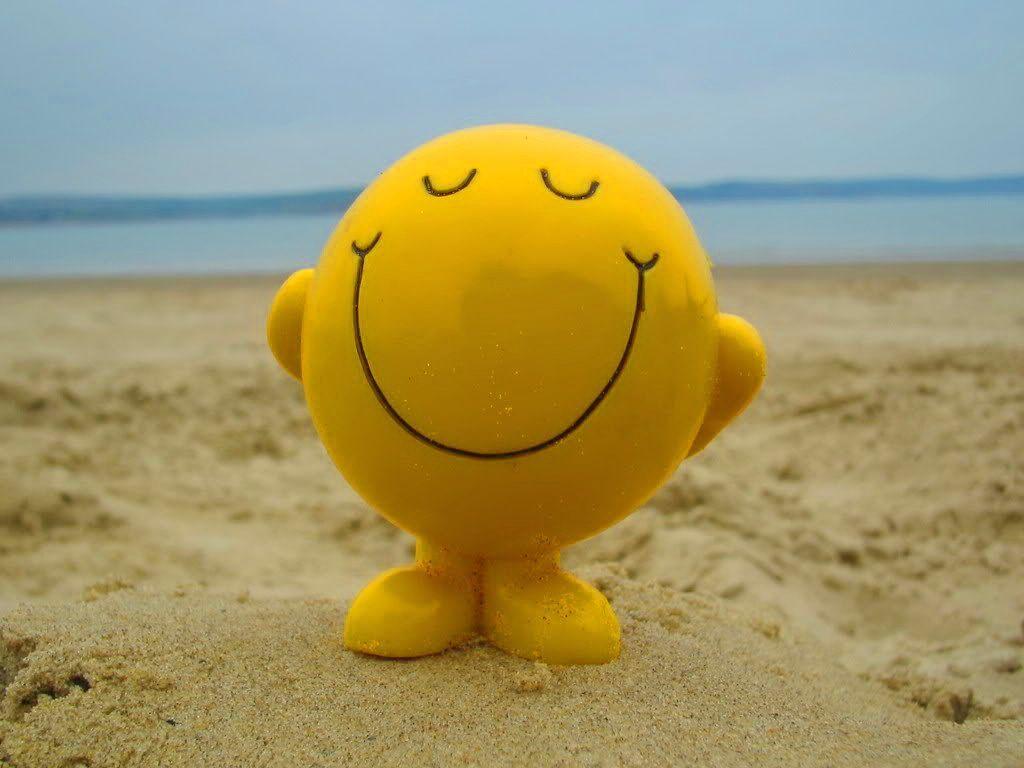 Be Happy Wallpapers - Good Afternoon Smiley Face - HD Wallpaper 