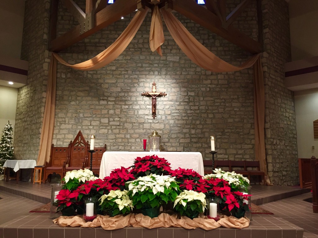 Christmas Decorations For Church Altar - HD Wallpaper 