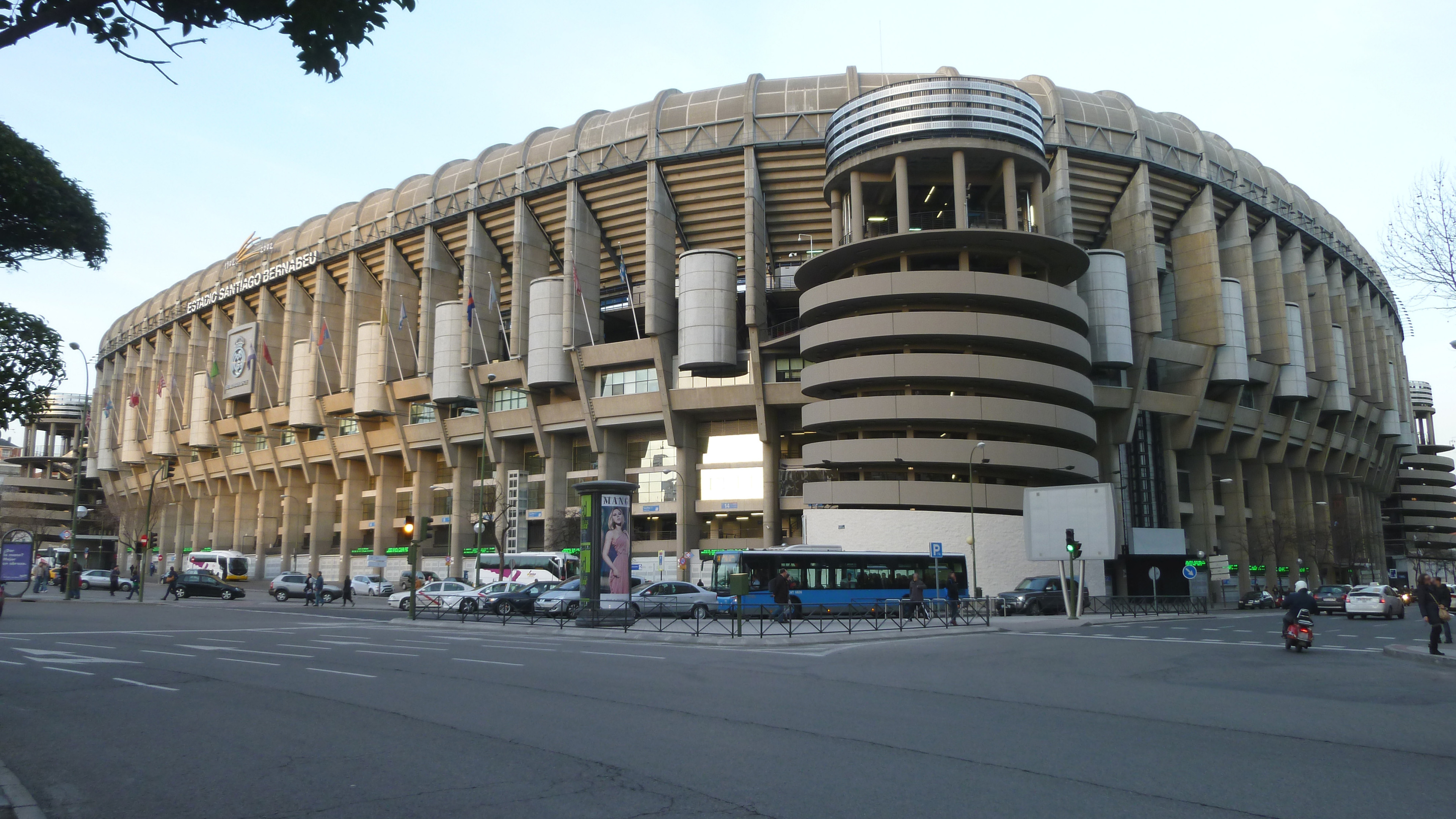 Santiago Bernabéu Stadium - HD Wallpaper 