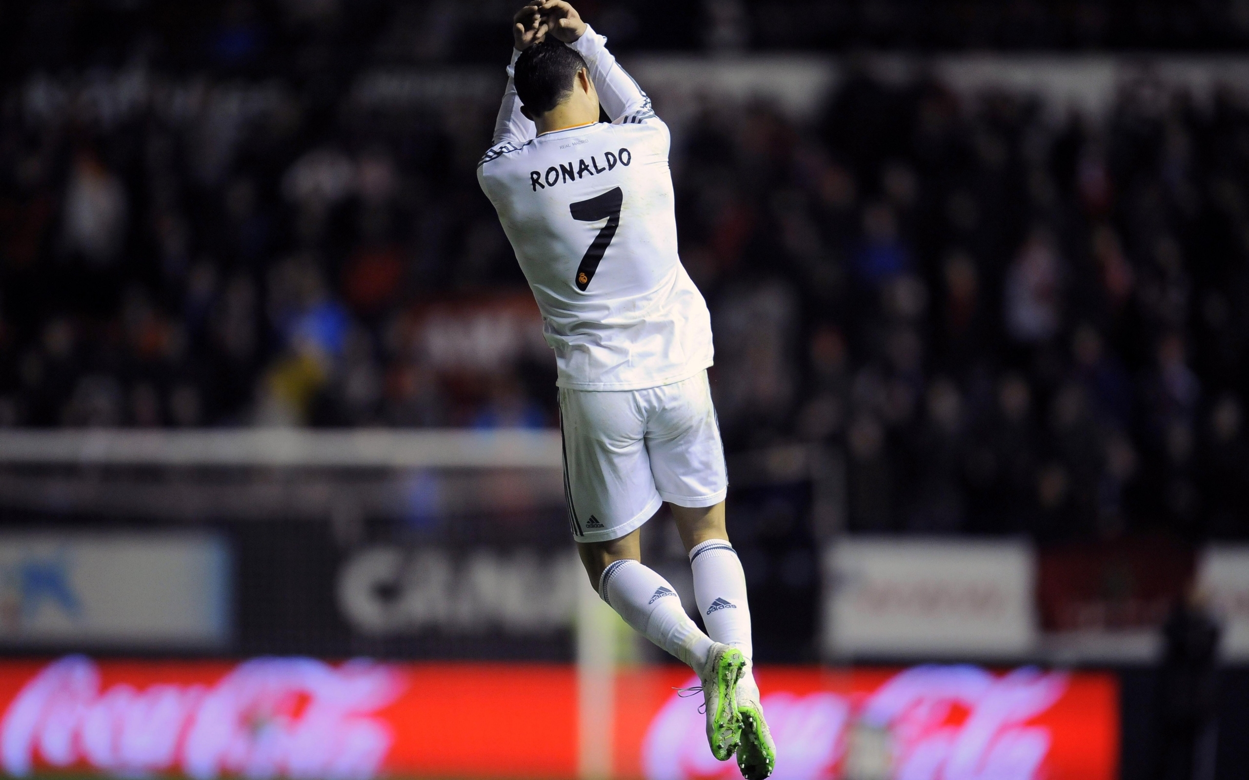 Real Madrid Wallpapers For Macbook - HD Wallpaper 