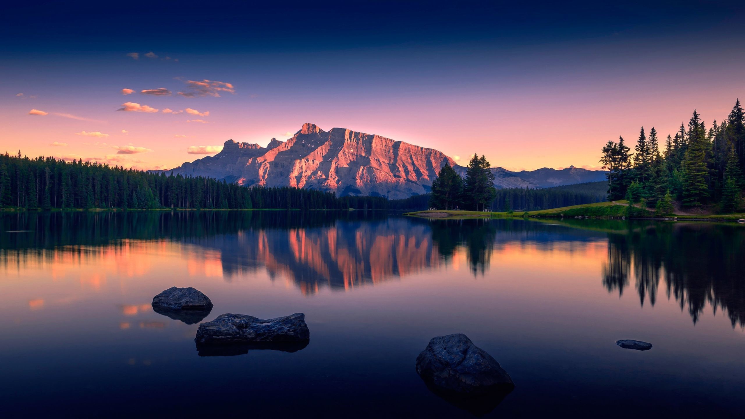 2560x1440, Wallpaper - Two Jack Lake Sunset - HD Wallpaper 