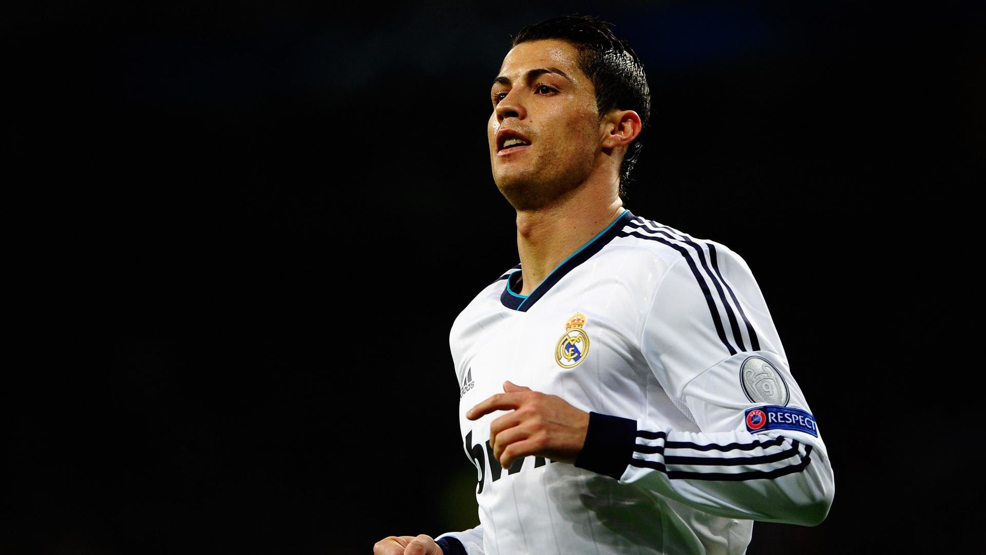 High Resolution Cristiano Ronaldo Hd Wallpaper Id - Ronaldo Hard Work Quotes - HD Wallpaper 