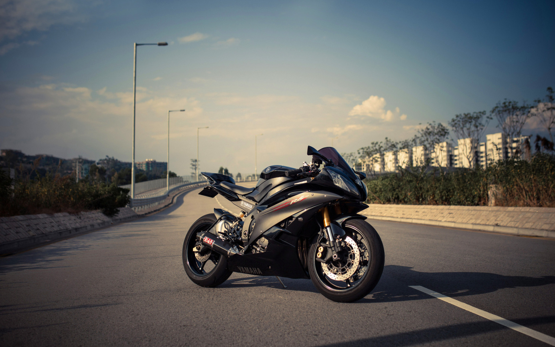 Heavy Bikes - Yamaha R6 Background - 1920x1200 Wallpaper Heavy Bikes - Yamaha R6 Background - 1920x1200 Wallpaper