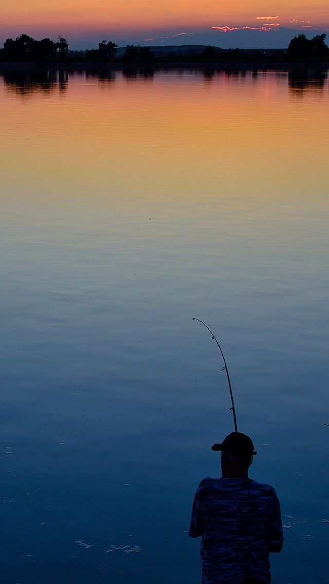 Bass Fishing Wallpaper - HD Wallpaper 