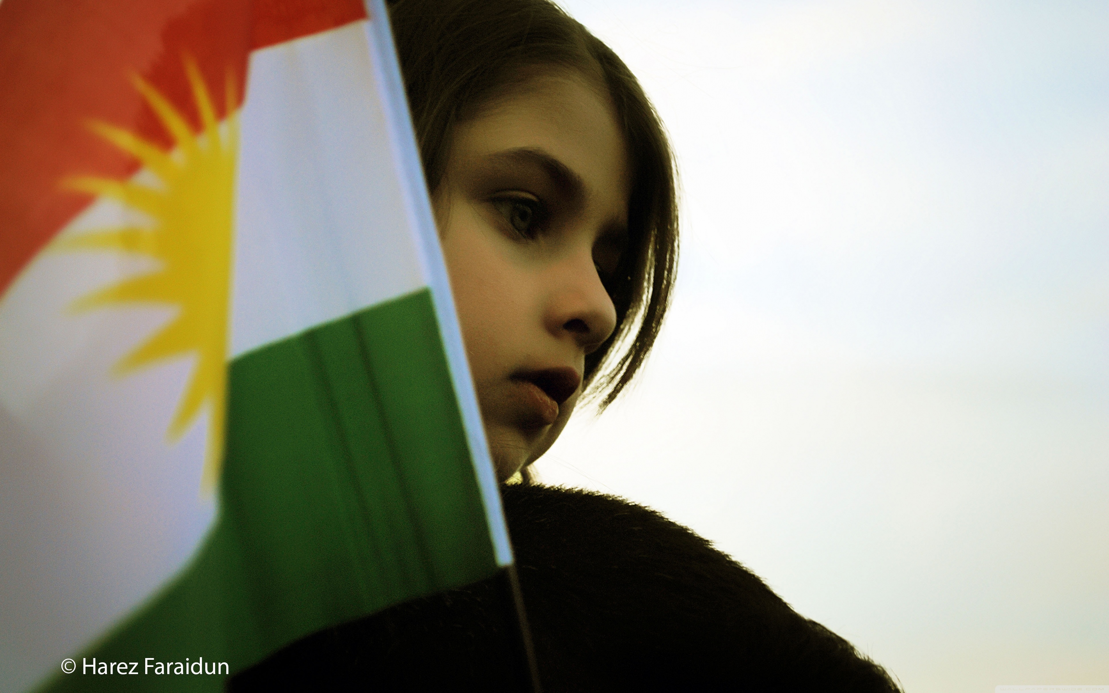 Kurdistan Flag In Girl - HD Wallpaper 