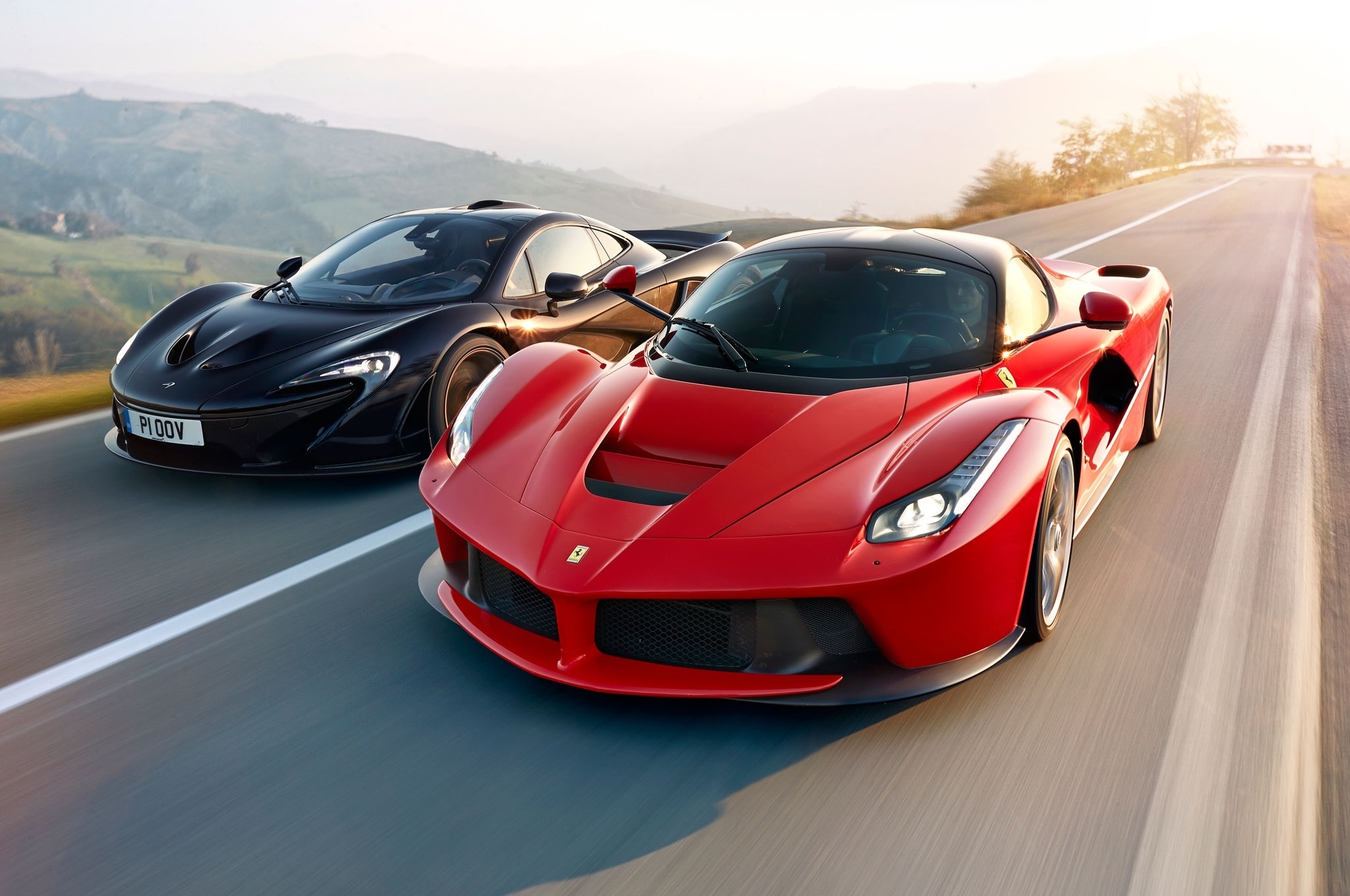 Ferrari Laferrari Mclaren P1 - HD Wallpaper 