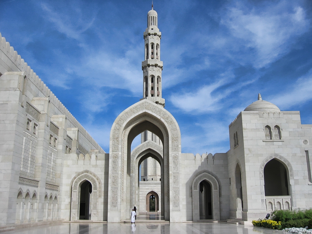 Wallpapers Islamic Building - Sultan Qaboos Grand Mosque - HD Wallpaper 
