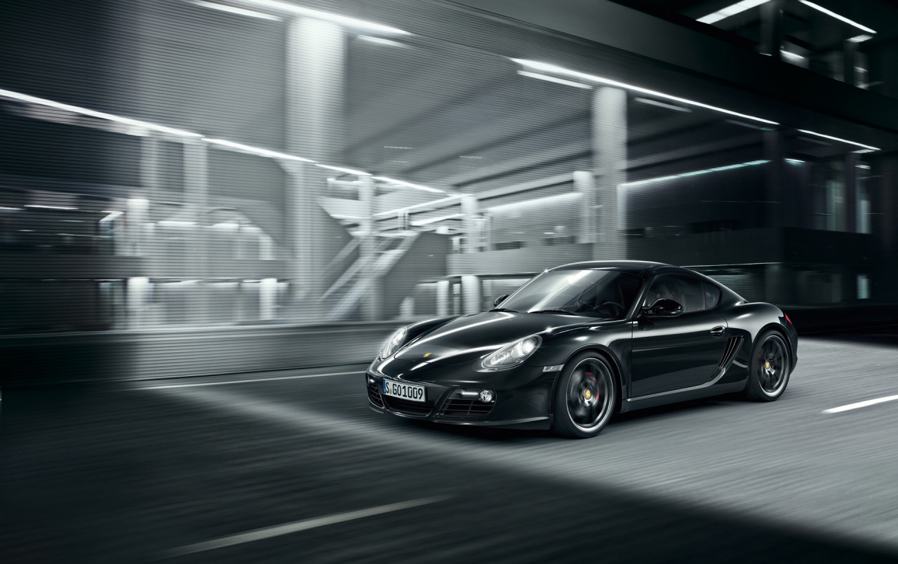 Black Cayman Front Angle Wallpapers - Porsche Cayman Black 2012 - HD Wallpaper 