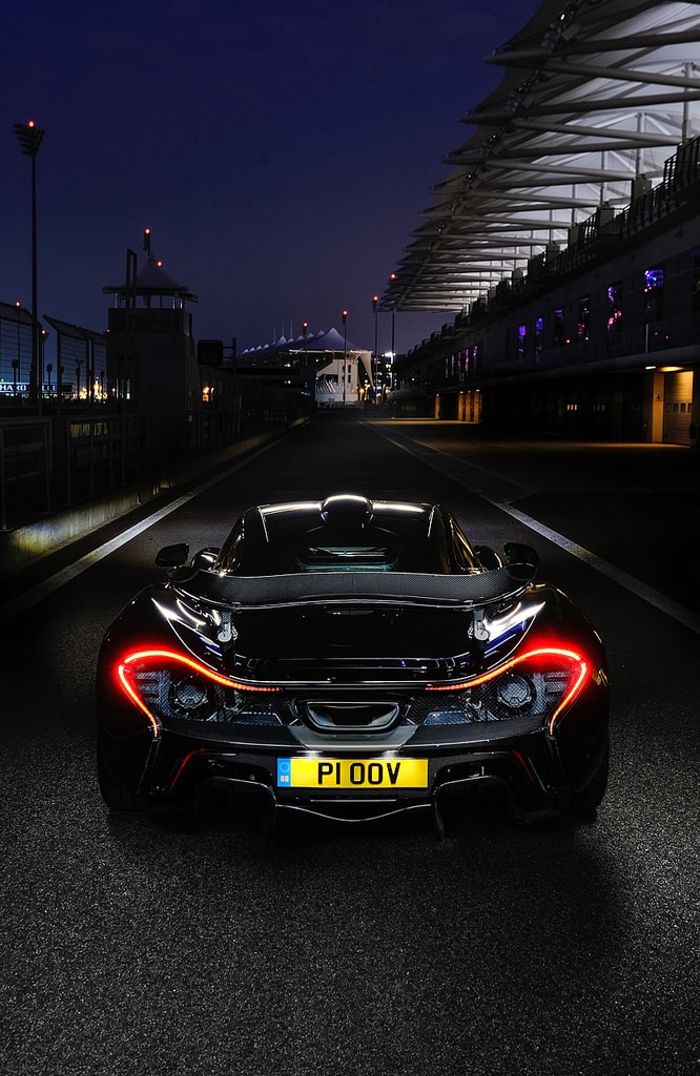 Mclaren P1 Wallpaper Hd Iphone - HD Wallpaper 