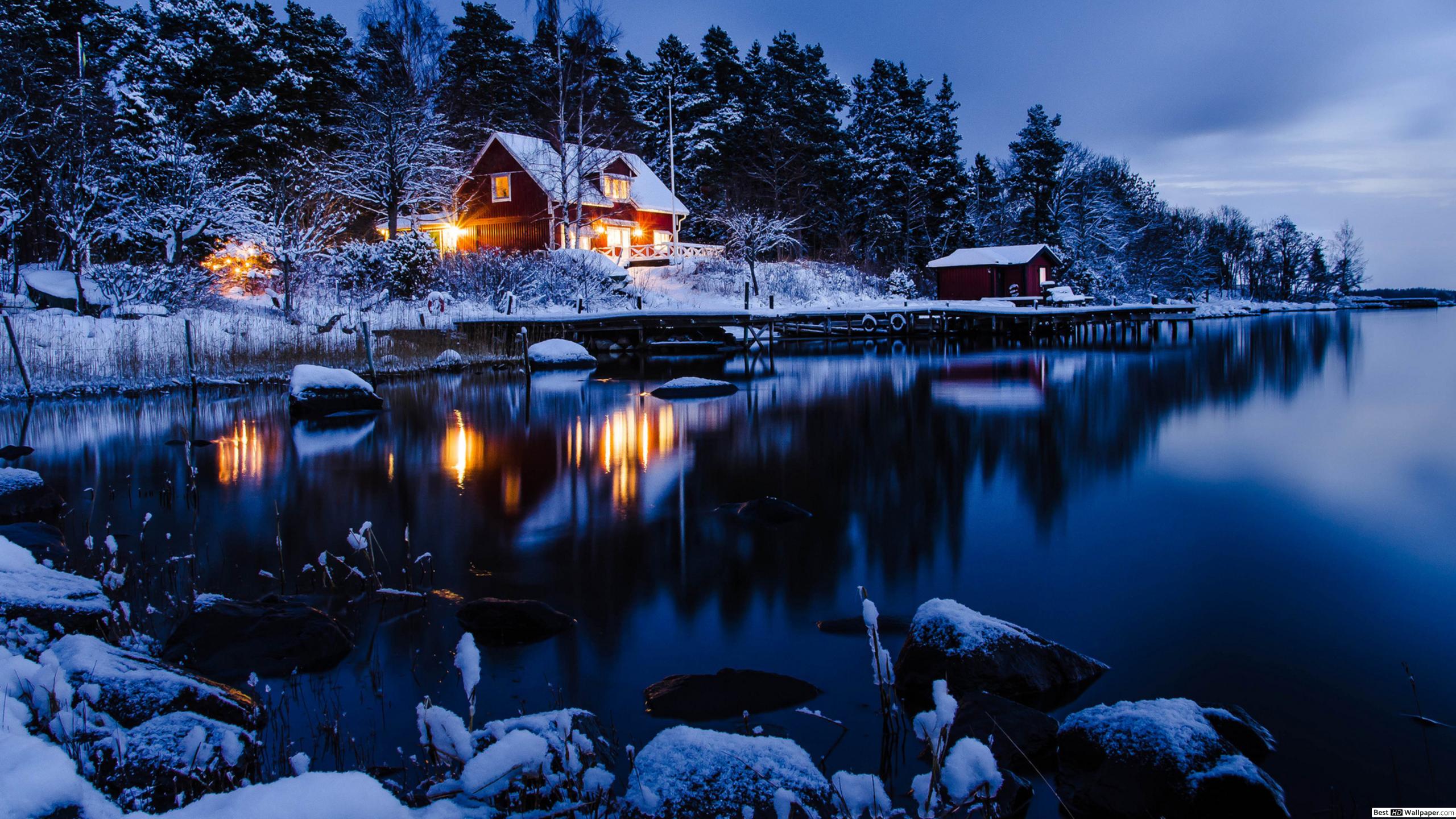 Snowy Cabin Desktop Background - HD Wallpaper 