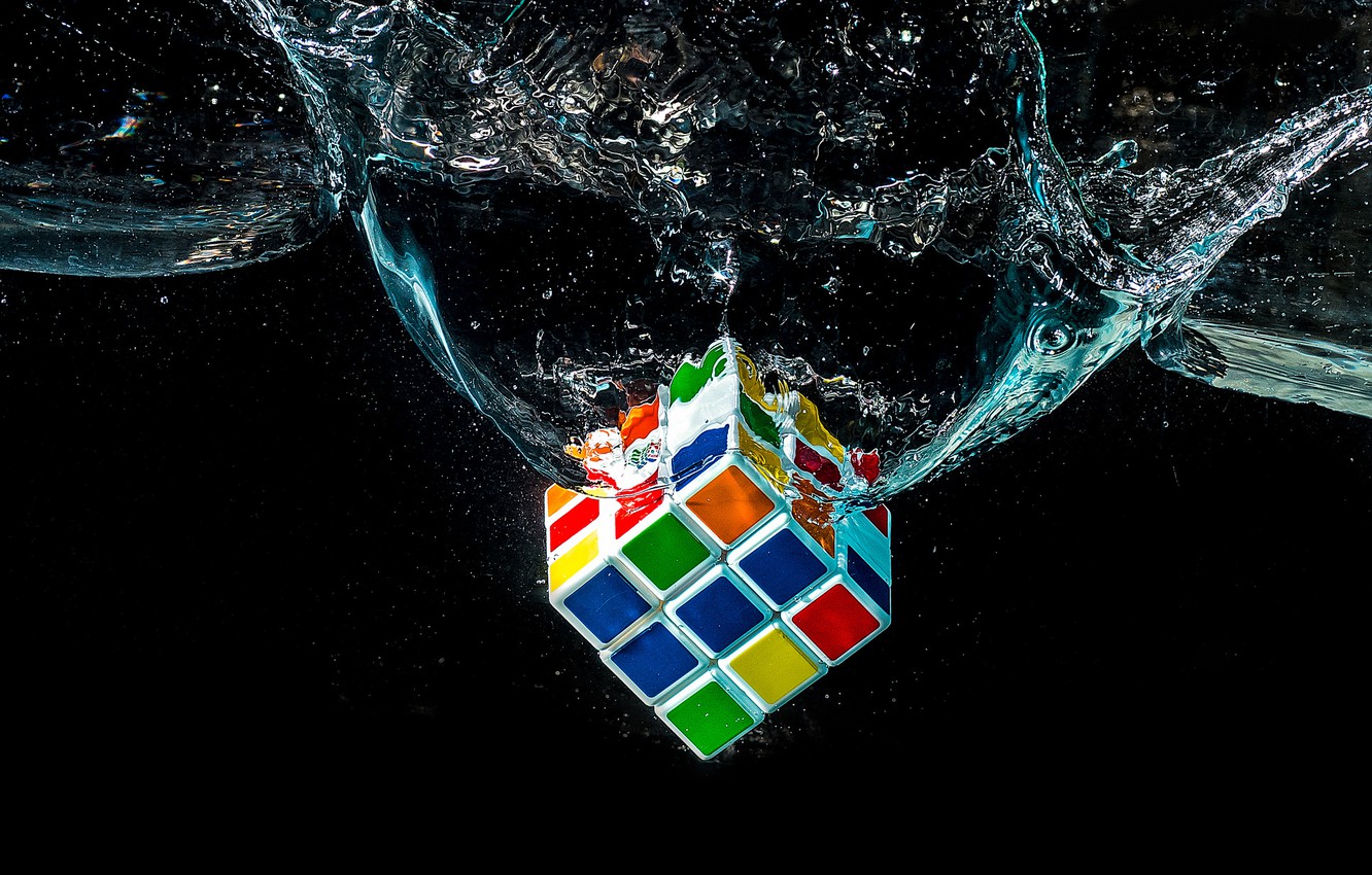Photo Wallpaper Water, Macro, Rubik S Cube, Puzzle - Rubik's Cube - HD Wallpaper 