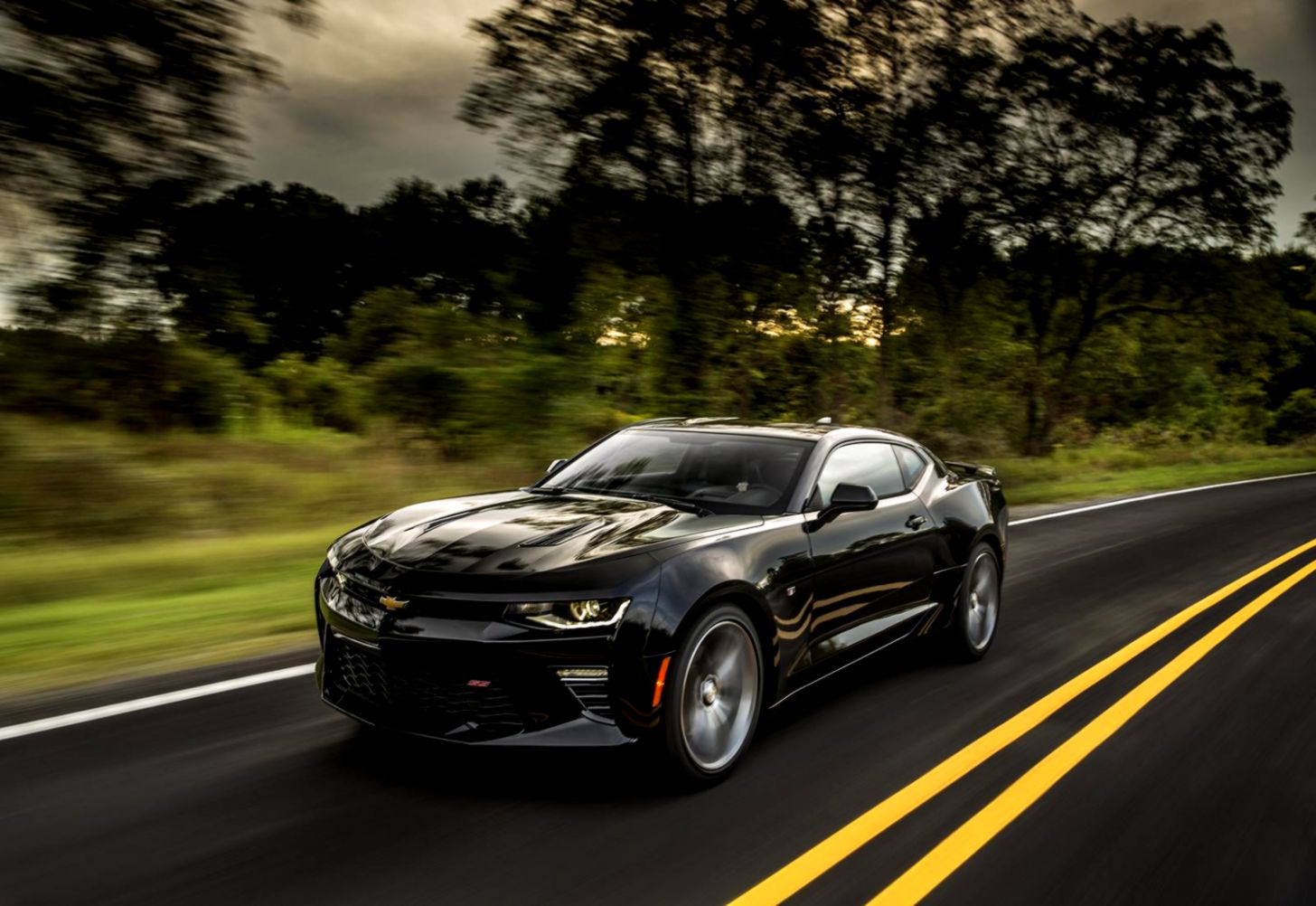 Chevrolet Camaro Ss Wallpapers And Background Images - Chevrolet Camaro 2016 - HD Wallpaper 