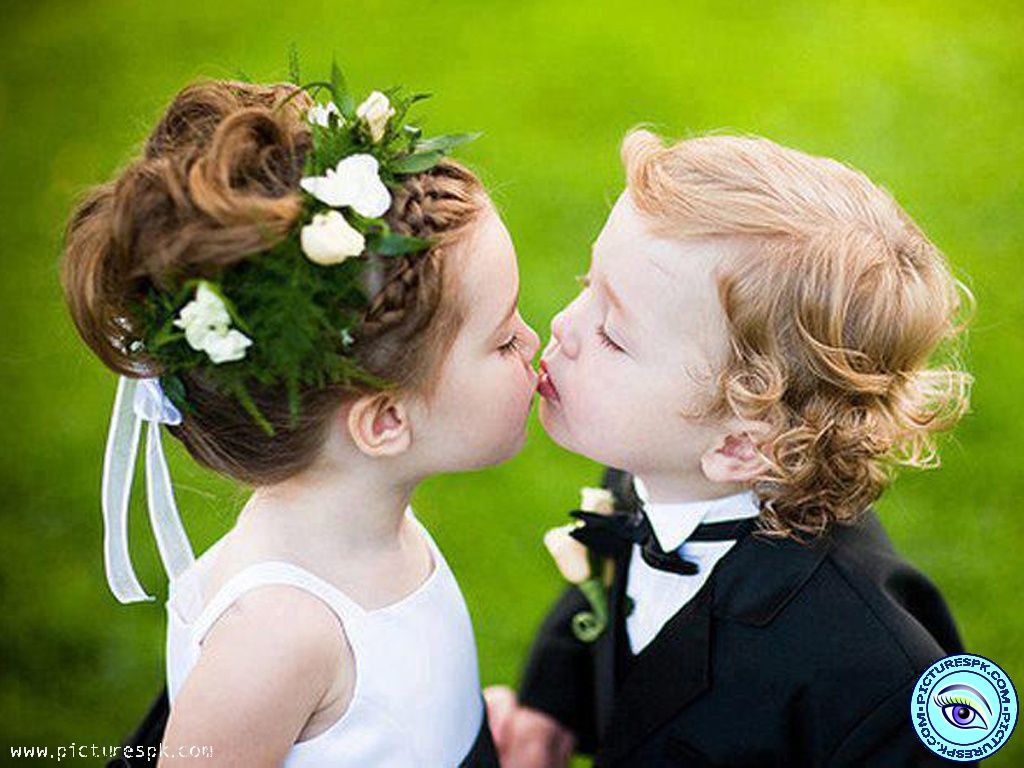 Romantic Wallpapers Of Kiss - HD Wallpaper 