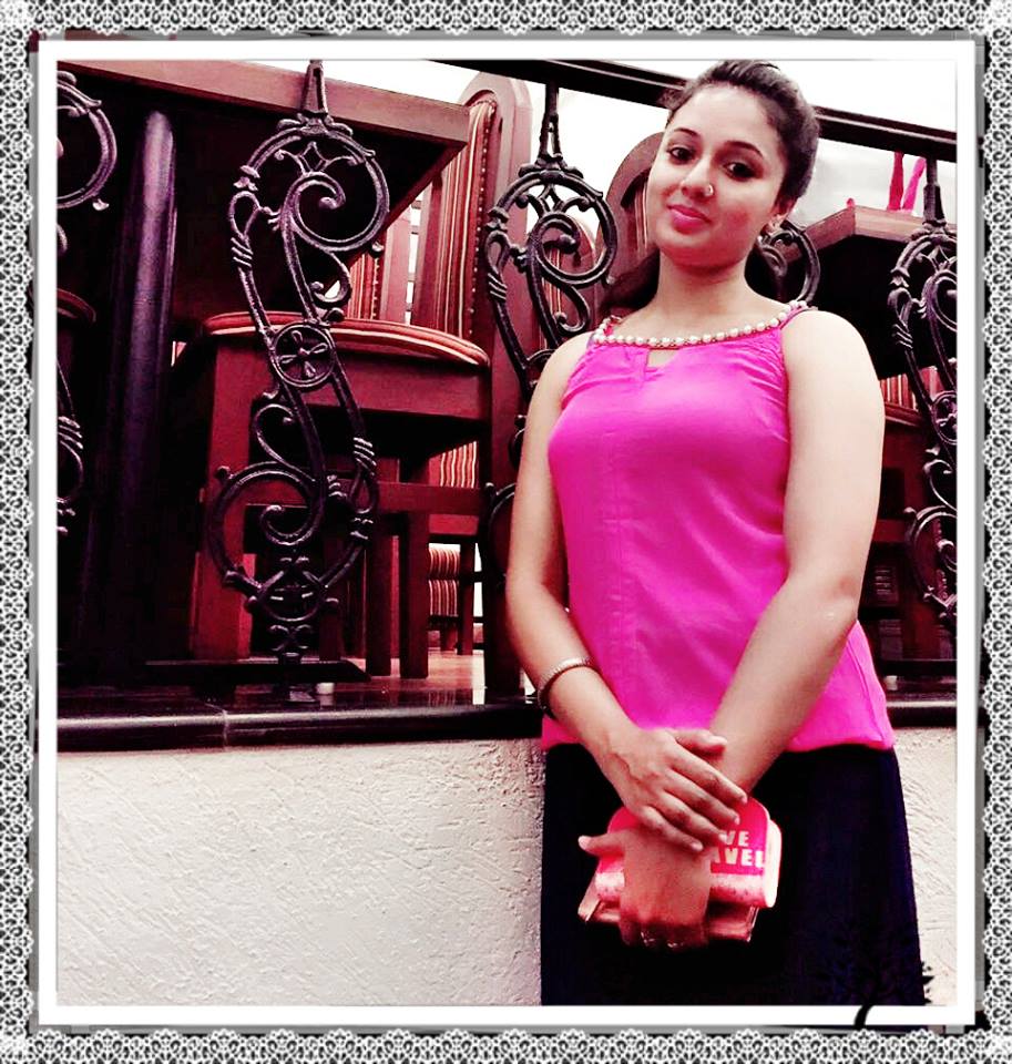 Bhojpuri Actress Mani Bhattacharya Hot - HD Wallpaper 