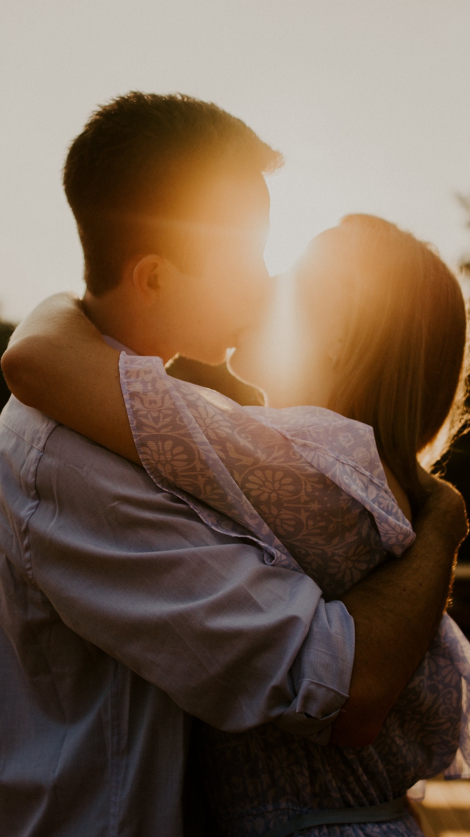 Wallpaper Couple, Kiss, Love, Tenderness, Sunlight - Mobile Wallpaper Kiss Love - 938x1668 Wallpaper Wallpaper Couple, Kiss, Love, Tenderness, Sunlight - Mobile Wallpaper Kiss Love - 938x1668 Wallpaper
