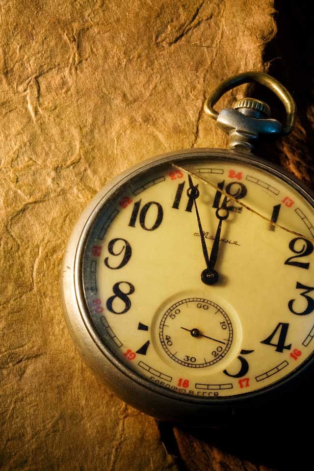 Old Clock Wallpaper Hd Iphone - HD Wallpaper 