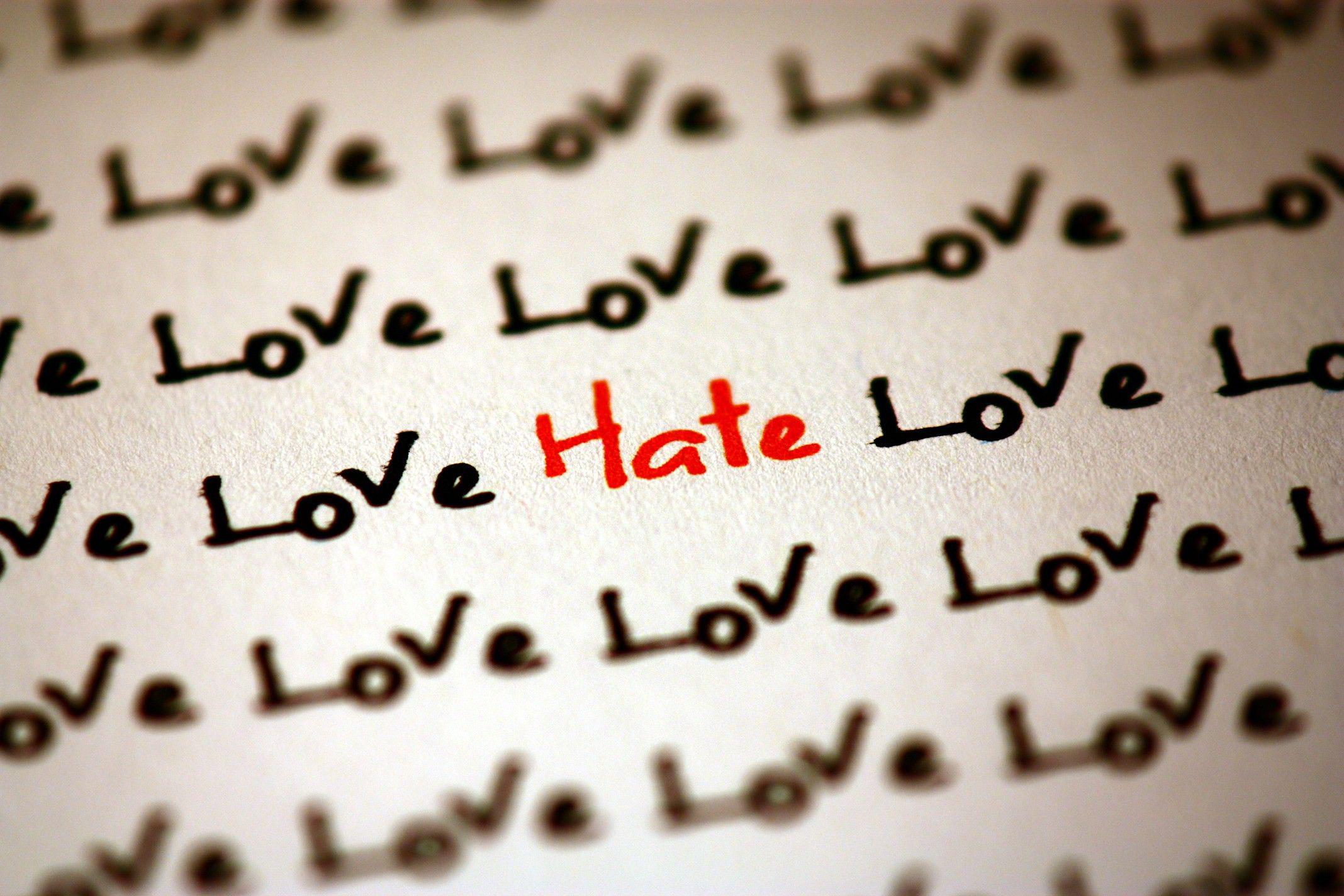 Love Love Love Hate - HD Wallpaper 