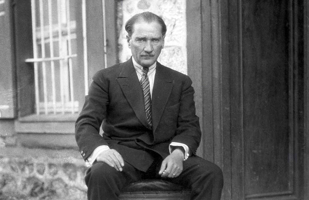 Mustafa Kemal Ataturk - HD Wallpaper 