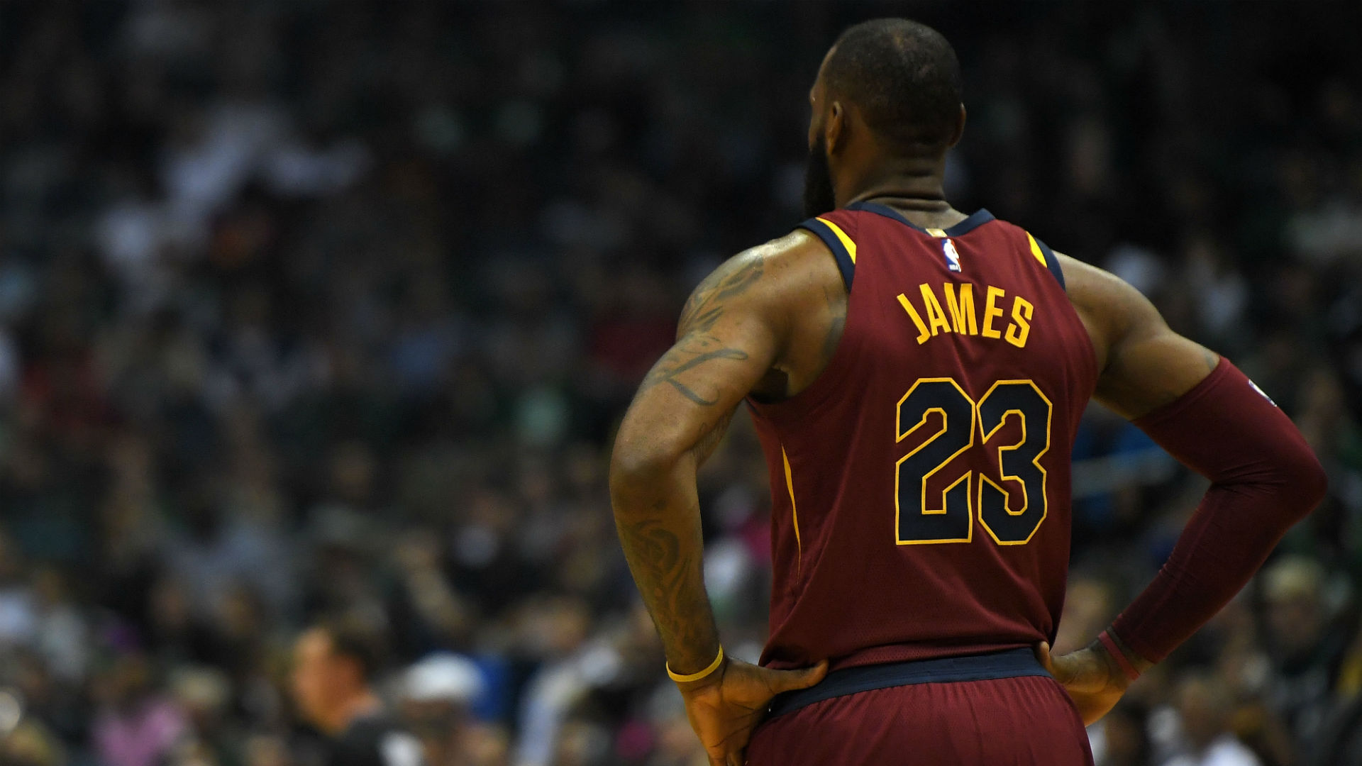 Lebron James 102417 Getty Ftr - Lebron James From Behind - HD Wallpaper 