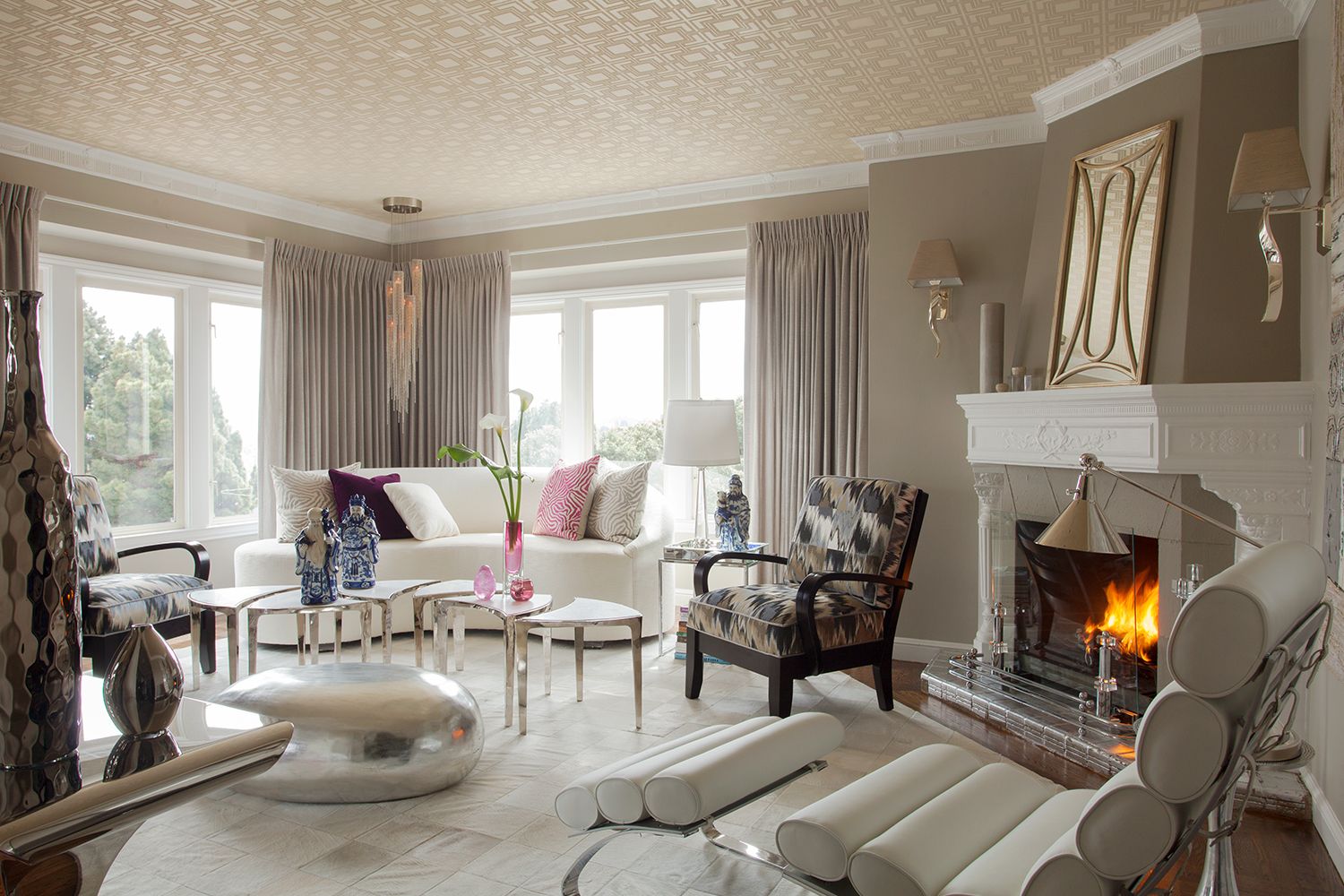 Wc Living Room Wallpaper Tips And Ideas To Use On Your - Art Deco Interior Condo - HD Wallpaper 