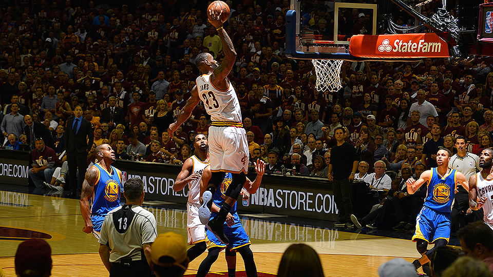 Lebron James Vs Warriors 2017 - HD Wallpaper 