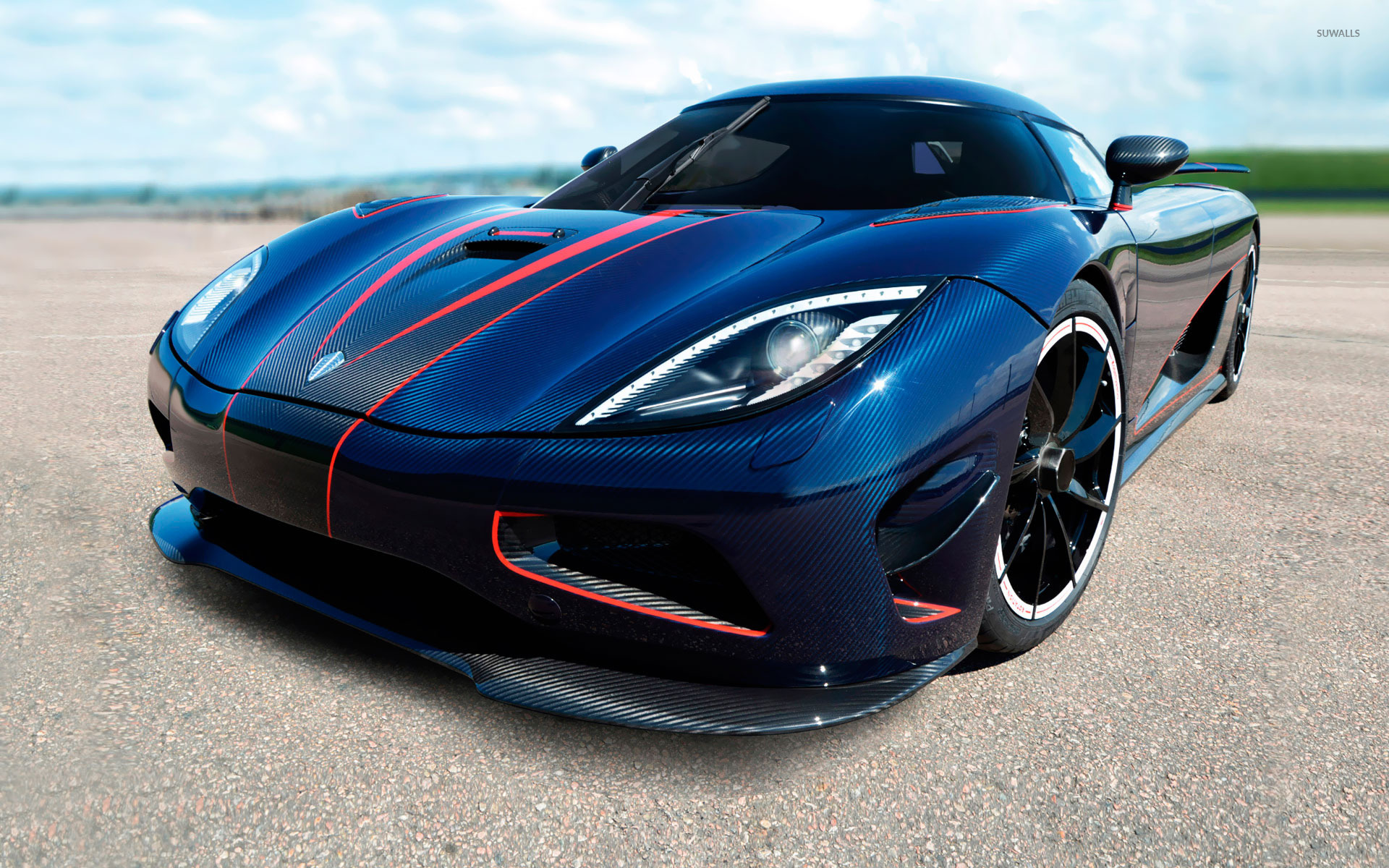 La Derniere Voiture Du Monde - HD Wallpaper 