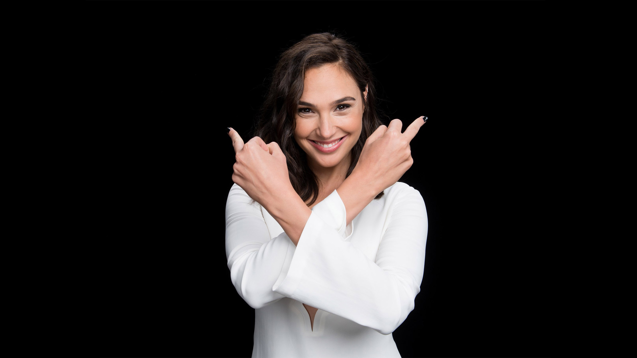 Gal Gadot Wallpaper Hd Phone - HD Wallpaper 