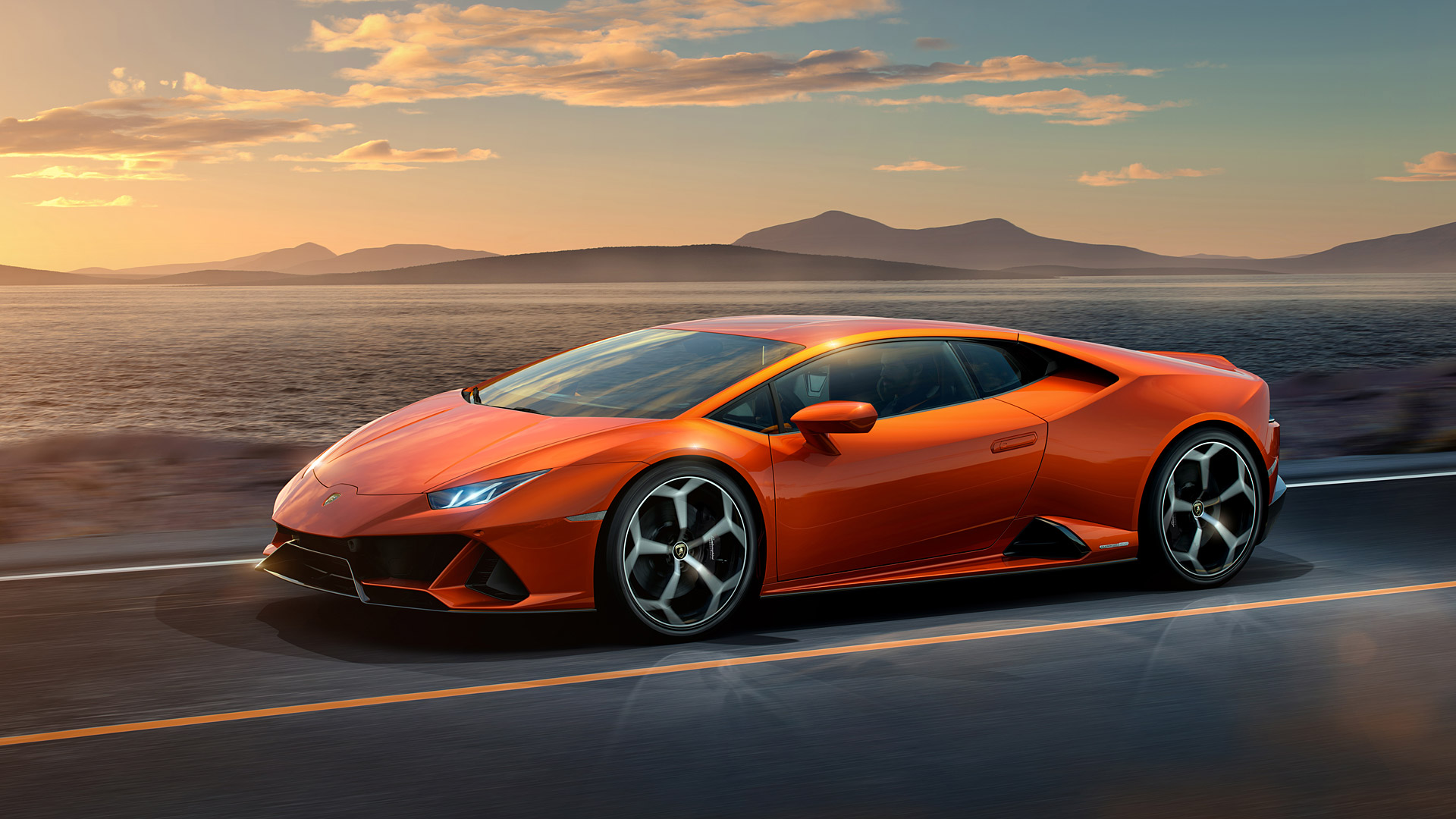 2020 Lamborghini Huracan Evo - HD Wallpaper 