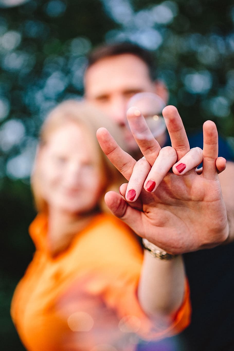 Young Couple Holding Hands Outdoors, People, Love, - Romantic Couple Love Images Hd - HD Wallpaper 