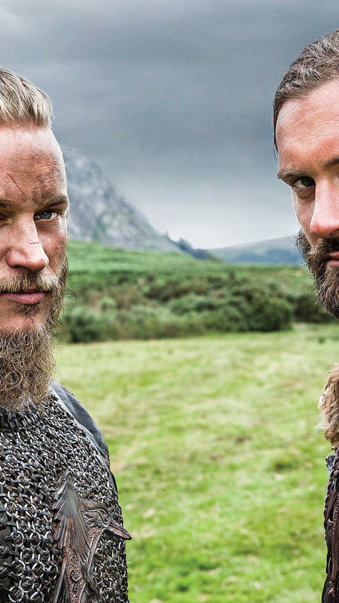 Iphone 8 Plus Vikings Wallpaper - Rollo Vikings E Ragnar - HD Wallpaper 