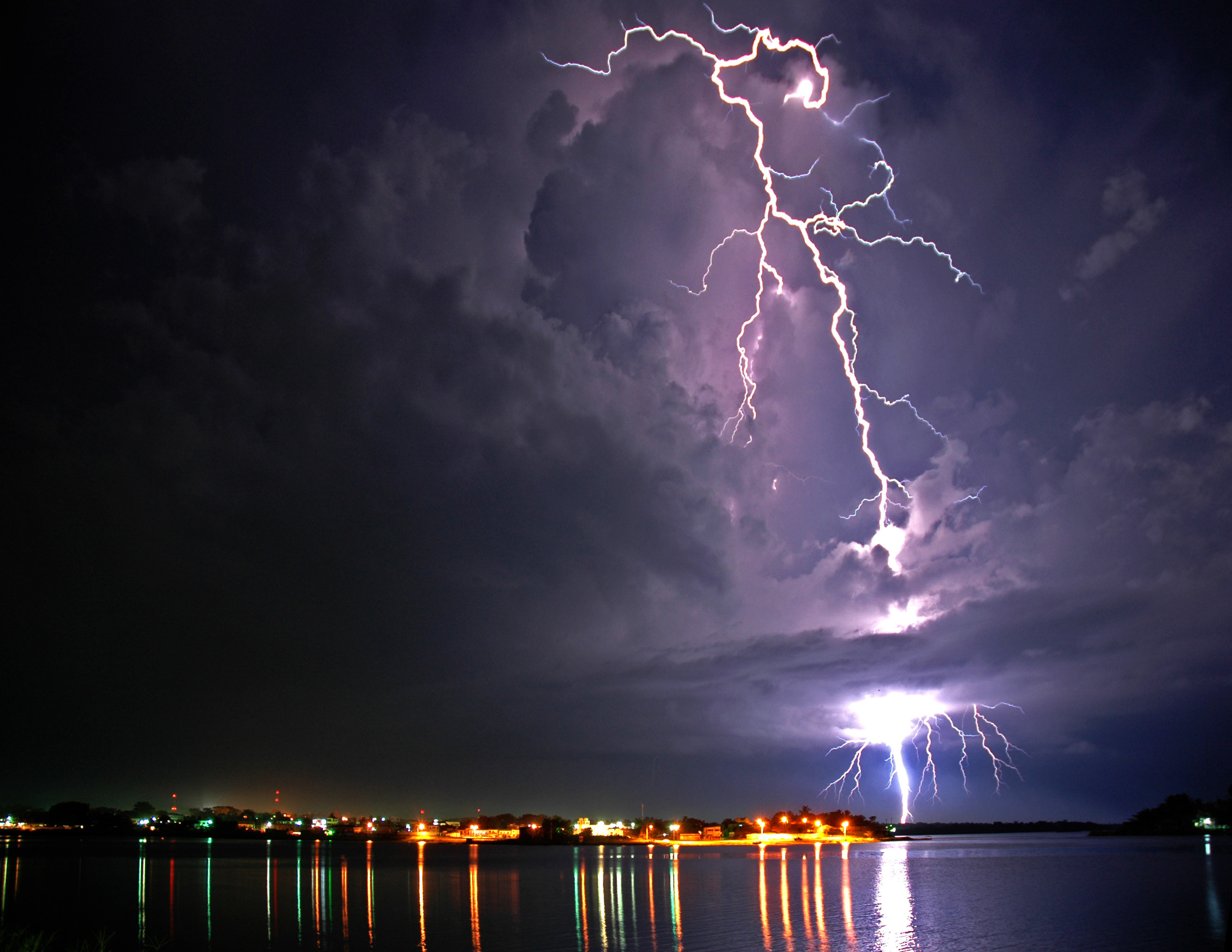 Storm Wallpaper, Wallpaper, Lightning Storm Wallpaper - Black Sky Lighting - HD Wallpaper 