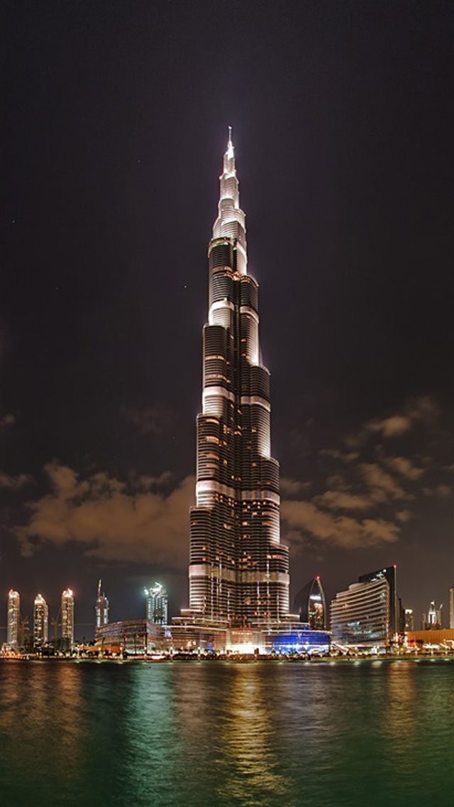 Burj Khalifa Tower At Night Iphone 8 Wallpaper - HD Wallpaper 