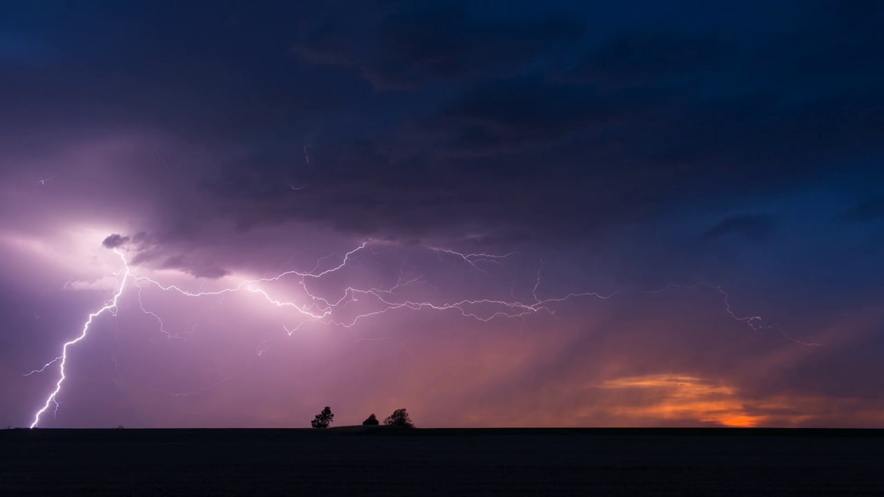 Lightning - HD Wallpaper 