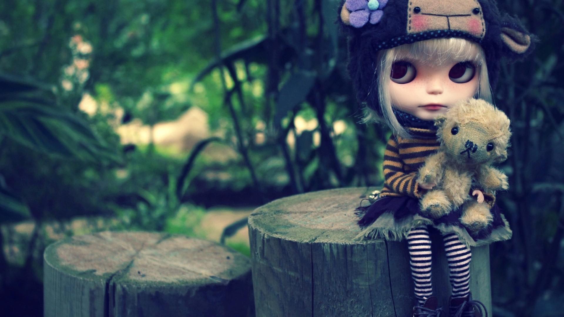 Cute Doll Waiting - Real Shayari In Hindi - HD Wallpaper 