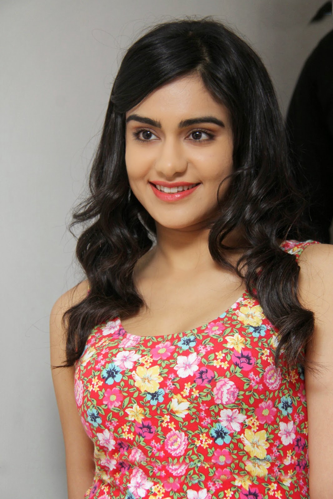 Adah Sharma Full Hd - 1067x1600 Wallpaper Adah Sharma Full Hd - 1067x1600 Wallpaper