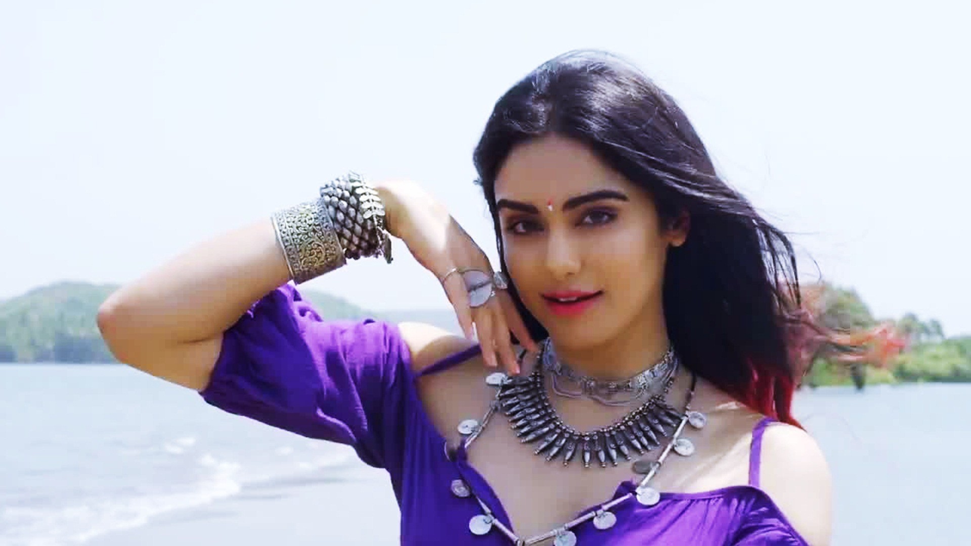 Adah Sharma In Hd - HD Wallpaper 