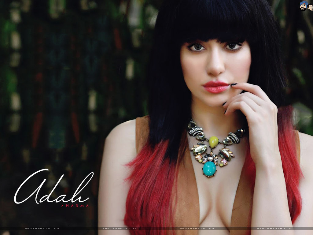 Adah Sharma - HD Wallpaper 