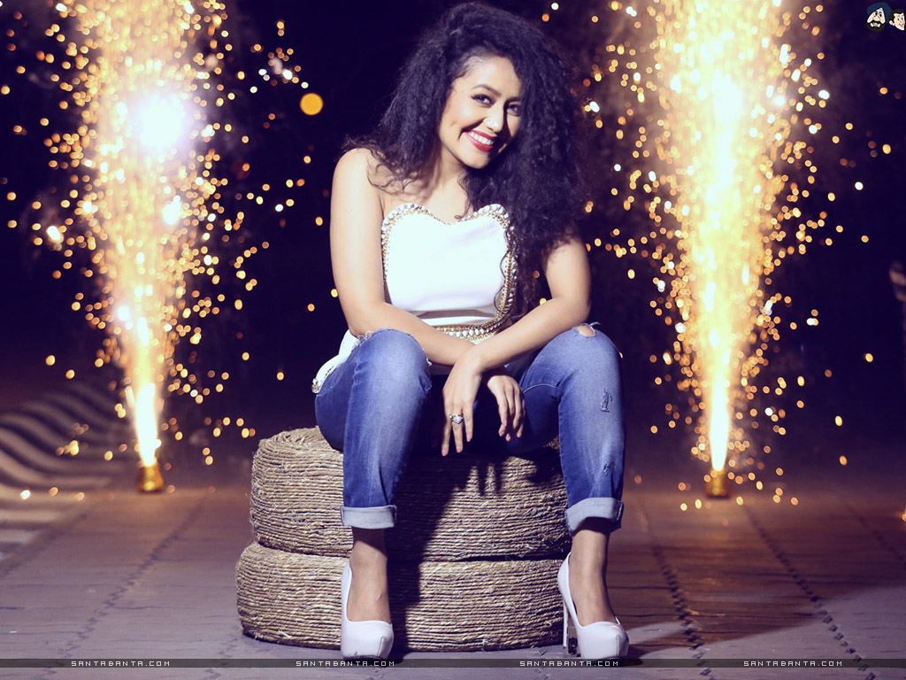 Neha Kakkar - Short Girls Cute Memes - HD Wallpaper 