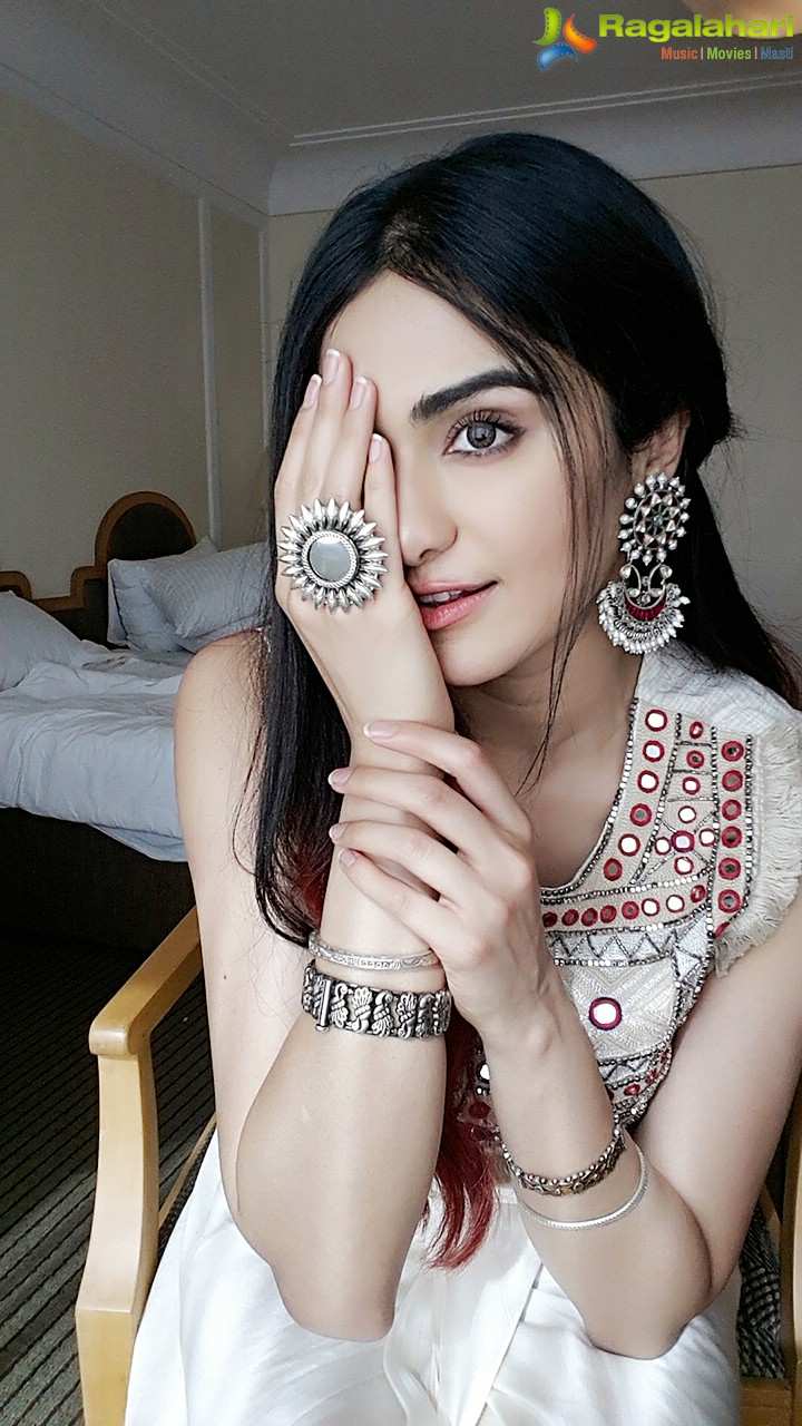 Hd Images Of Adah Sharma - HD Wallpaper 