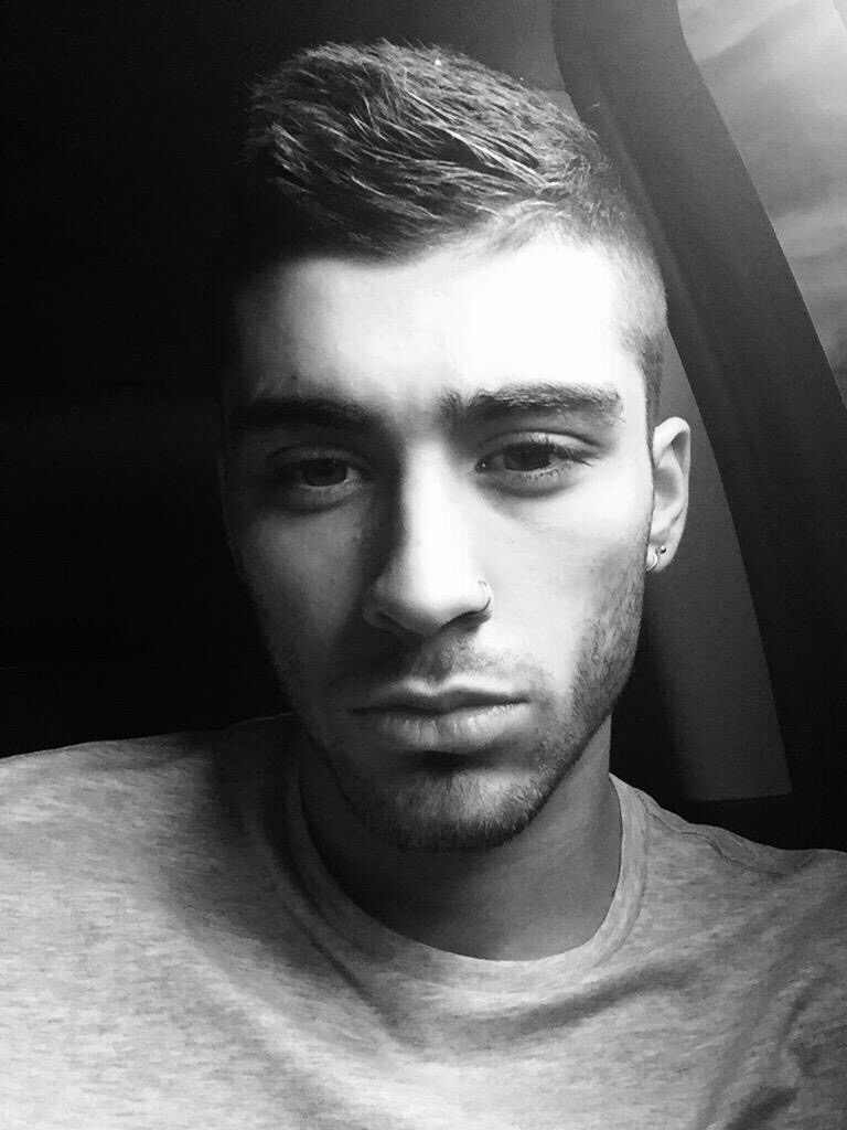 Tumblr, Wallpaper, Zayn Malik - Zayn Malik Selfie 2015 - HD Wallpaper 