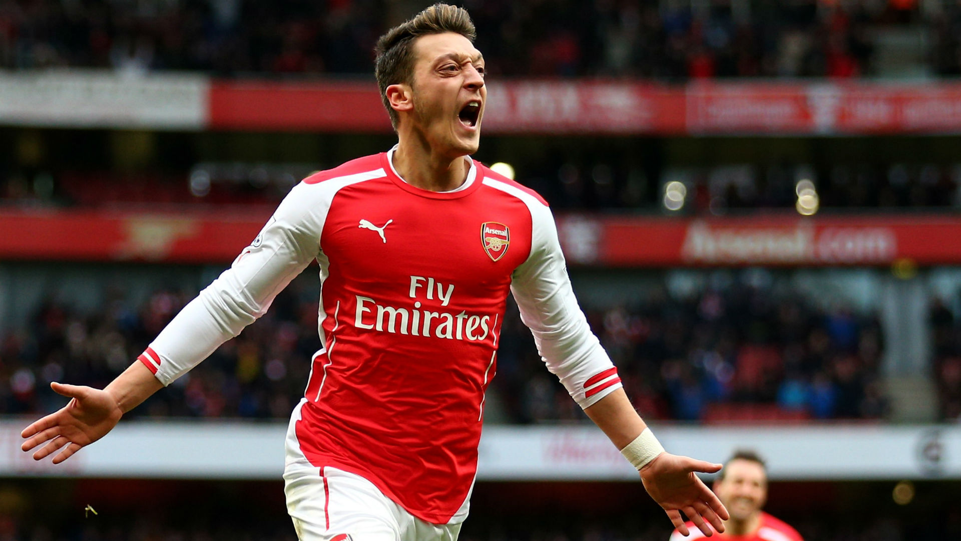 Mesut Ozil Wallpaper - Mesut Ozil Photos Download - HD Wallpaper 