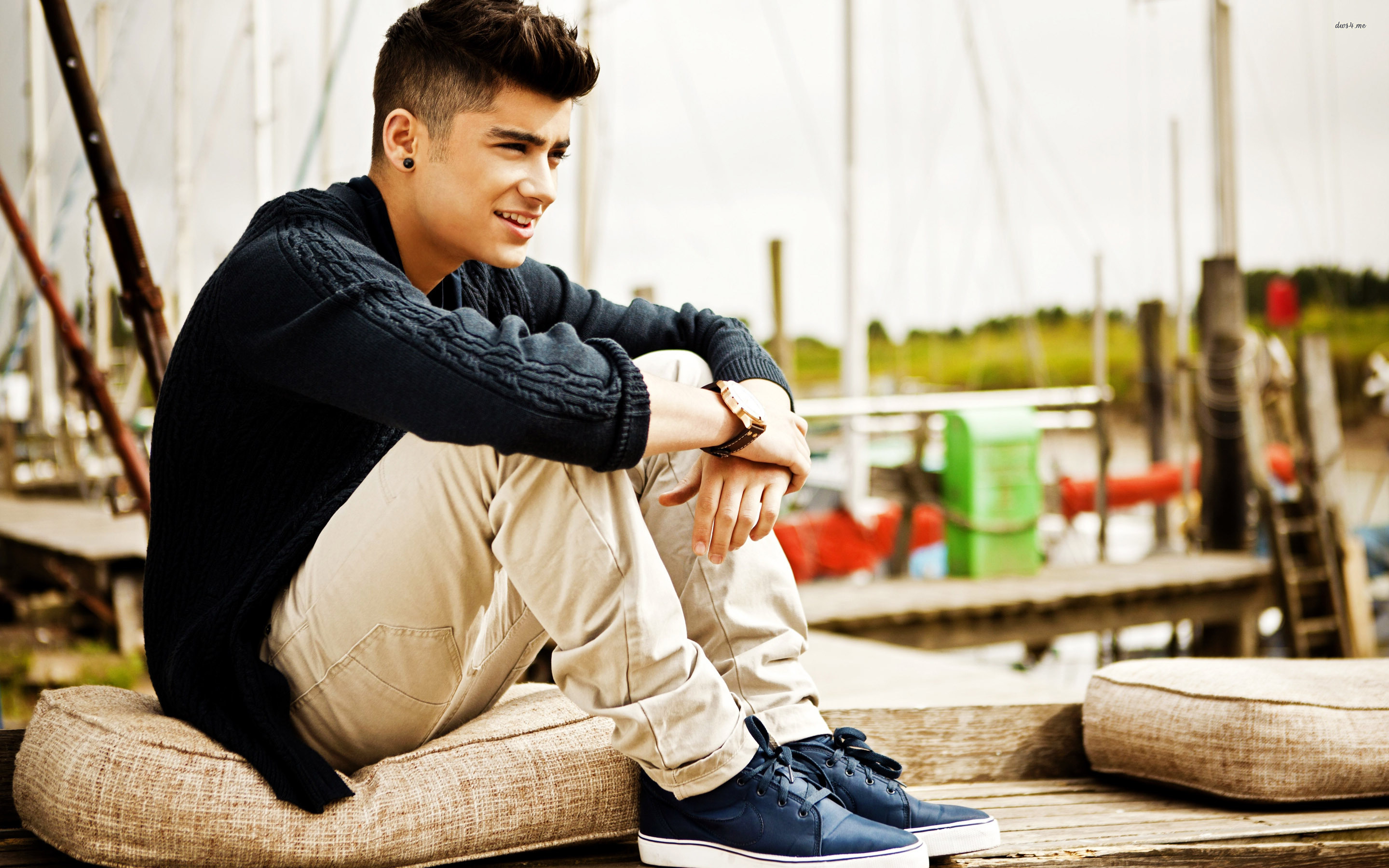 Zayn Malik Hd Wallpaper For Mobile - HD Wallpaper 