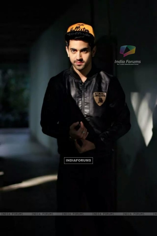 Cute Instagram Zain Imam - HD Wallpaper 