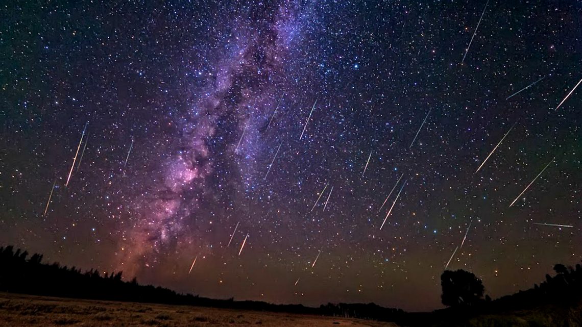 Cana Island Lighthouse Milky Way In Door County Wisconsin - HD Wallpaper 