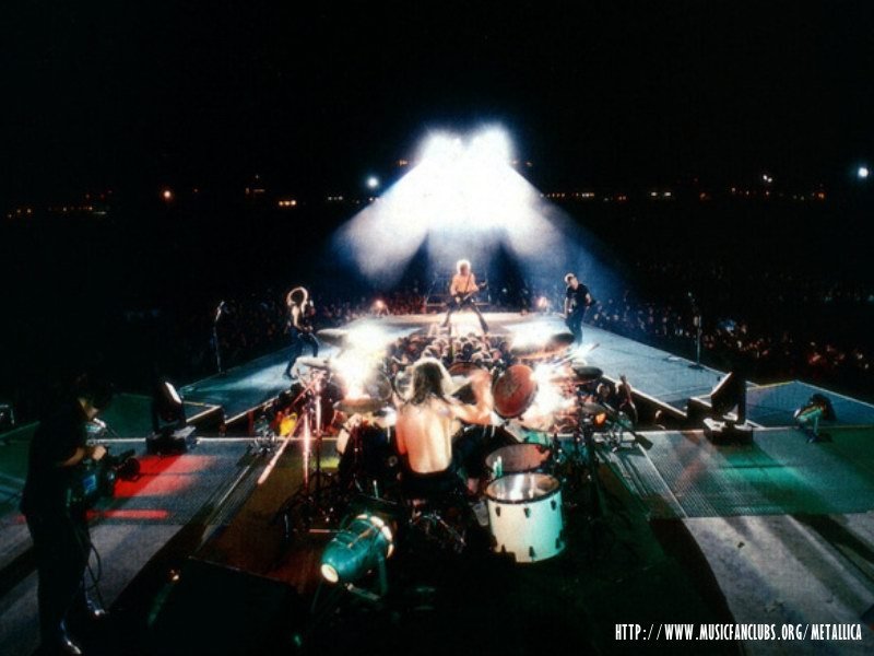 Metallica Wallpaper - Metallica Live In Den Bosch Netherlands 1992 - HD Wallpaper 