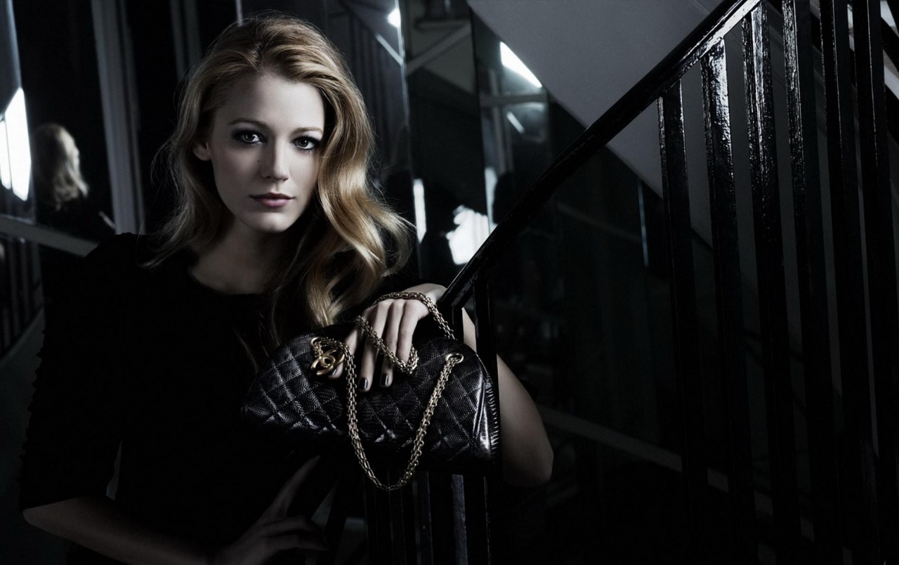 Blake Lively Posh 2 Wallpapers - Blake Lively Chanel Ad - HD Wallpaper 