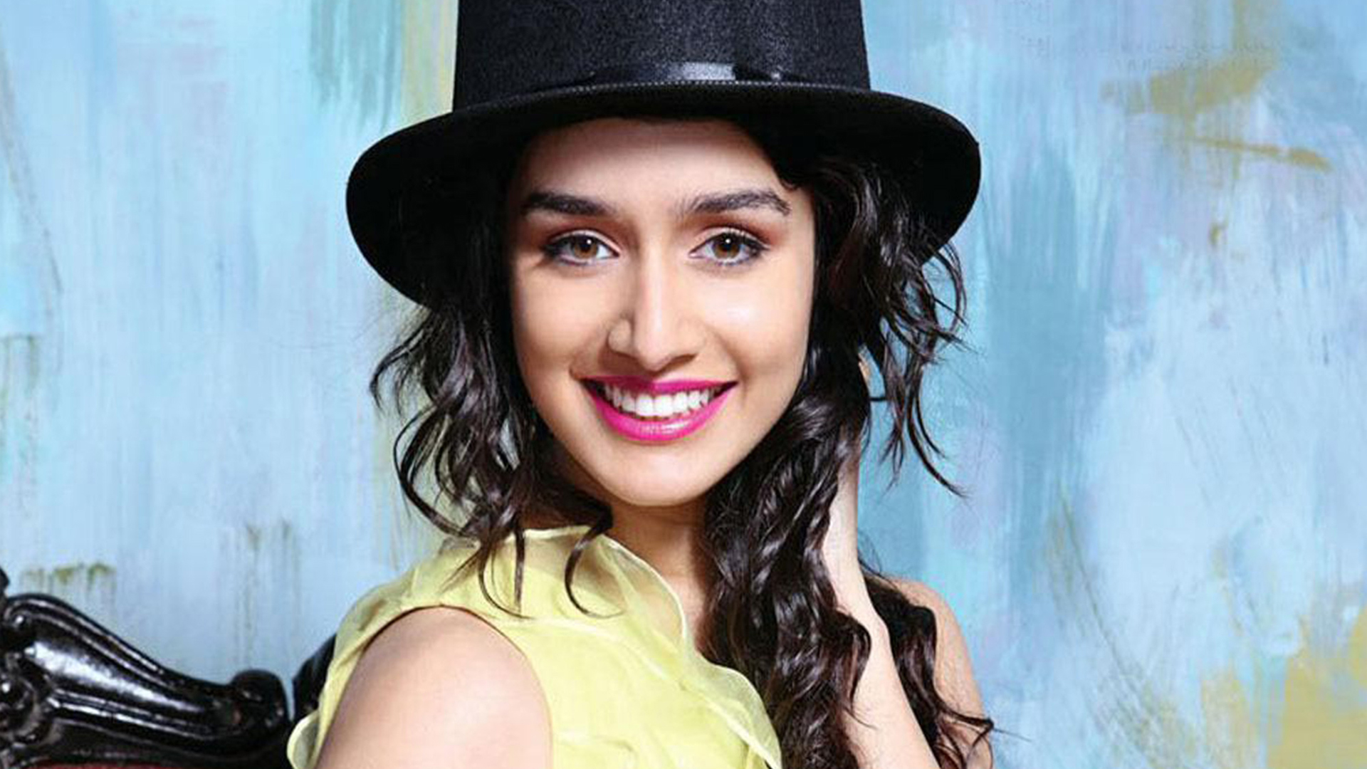 Shraddha Kapoor Wallpapers Hd Download Free P Color - Half Girlfriend In Shradha Kapoor - HD Wallpaper 