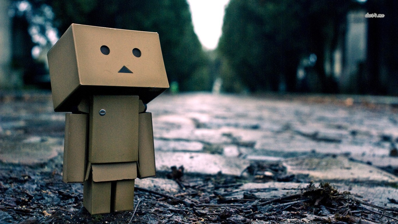 Danbo On The Street - Silence Status In English - HD Wallpaper 