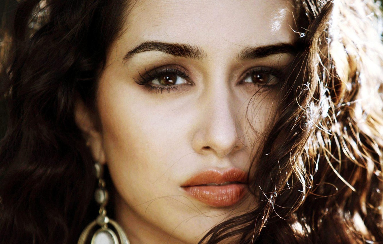 Photo Wallpaper Face, India, Actress, Sraddha Kapoor, - Shraddha Kapoor - HD Wallpaper 