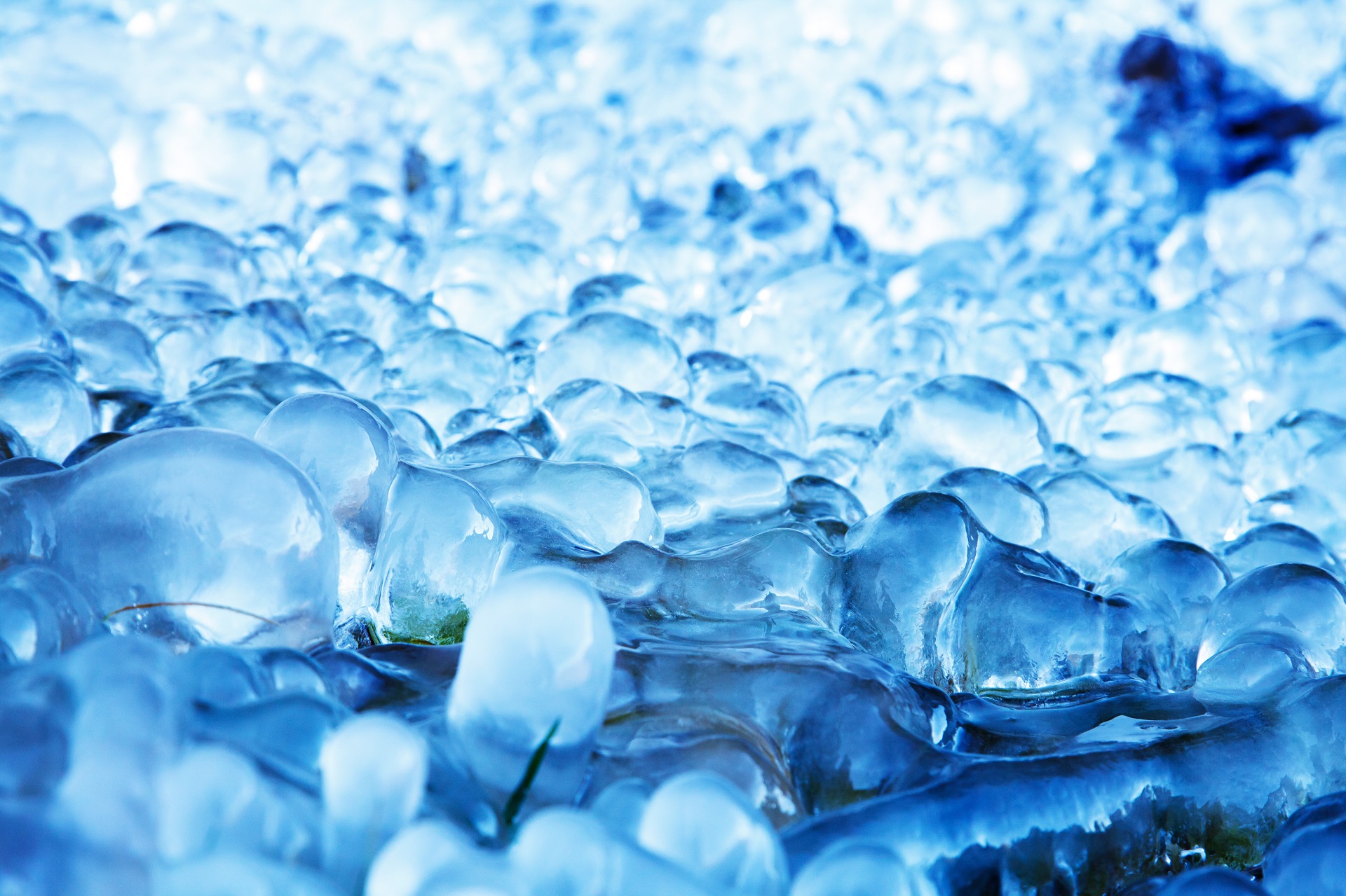 Blue Abstract Wallpaper - Ice - HD Wallpaper 